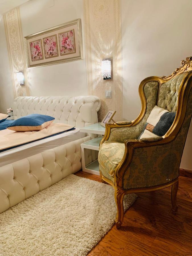 Casa Central Luxury Oradea Luaran gambar