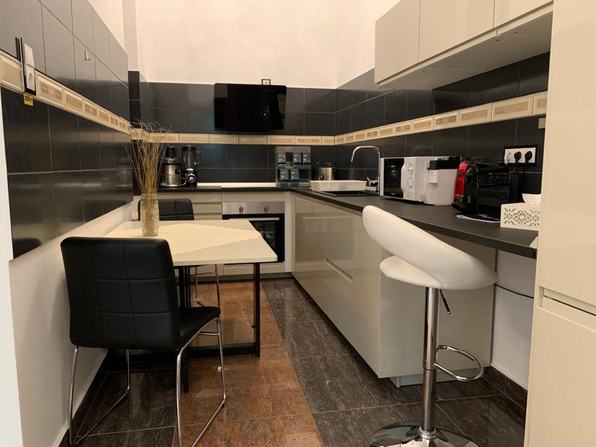Casa Central Luxury Oradea Luaran gambar