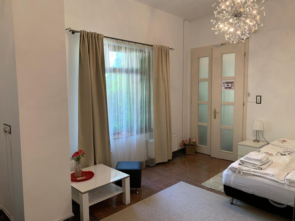 Casa Central Luxury Oradea Luaran gambar