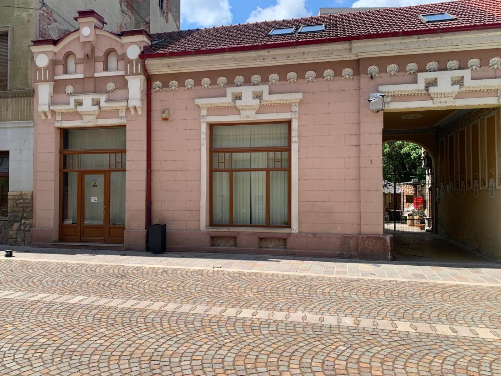 Casa Central Luxury Oradea Luaran gambar